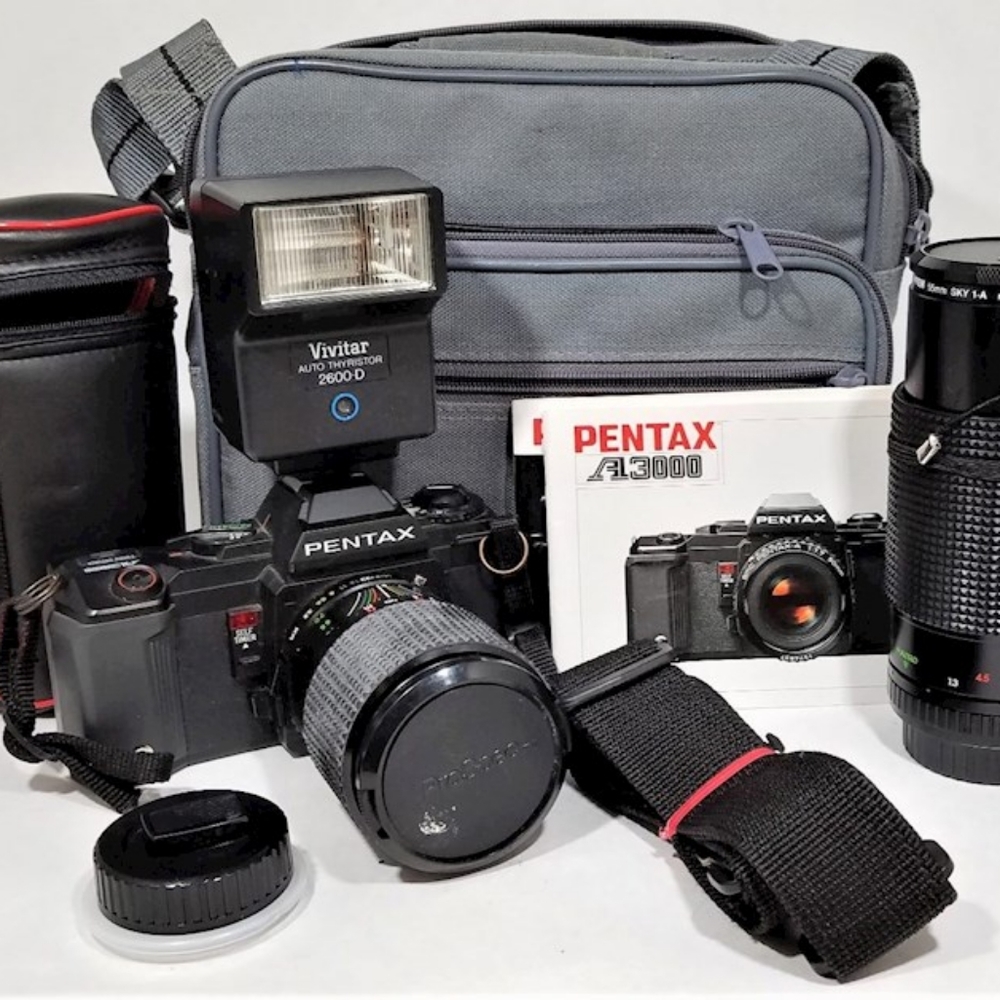 Pentax A3000 35mm Camera & Accessories